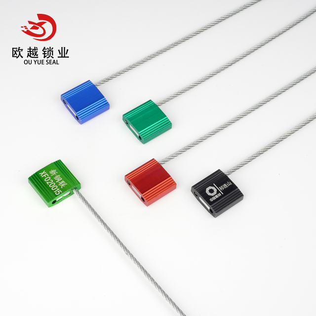 Кабельное уплотнение OYCS105 для контейнеров с кабельным уплотнением со штрих-кодом и серийным номером